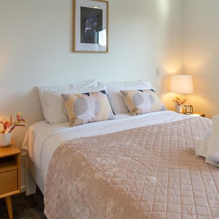 Vibrant Central Christchurch Pad 2 Bed 1 Bath With Park Экстерьер фото